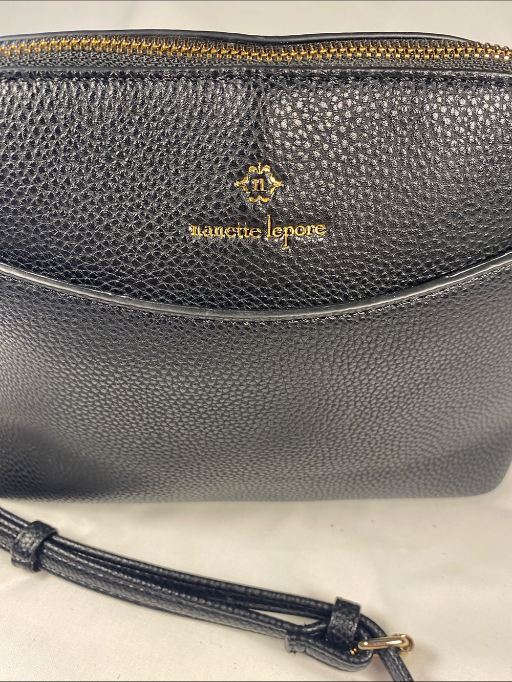 Nanette Lepore Black Pebbled Crossbody Handbag Adjustable Strap - Picture 2 of 13